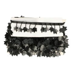 Ribbon with maple leaf fringe - 9.2m - 01