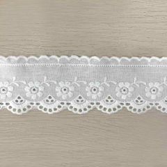 Broderie 50mm wit - 18,4m