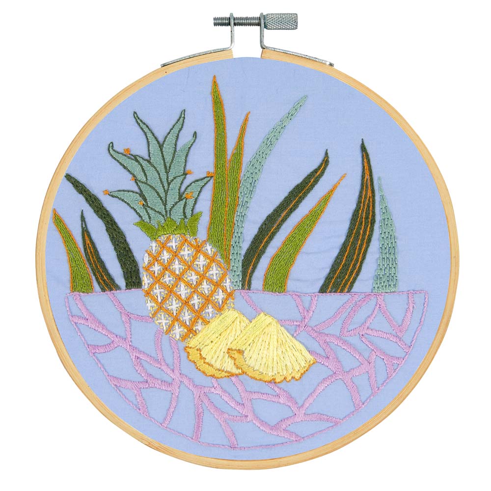 DMC Embroidery kit Pineapple 15cm - 3pcs
